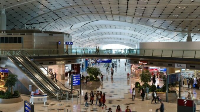 Dịch bệnh bí ẩn ở Congo bùng phát, Hong Kong (Trung Quốc) thắt chặt kiểm tra ở sân bay Dịch bệnh bí ẩn ở Congo bùng phát, Hong Kong (Trung Quốc) thắt chặt kiểm tra ở sân bay