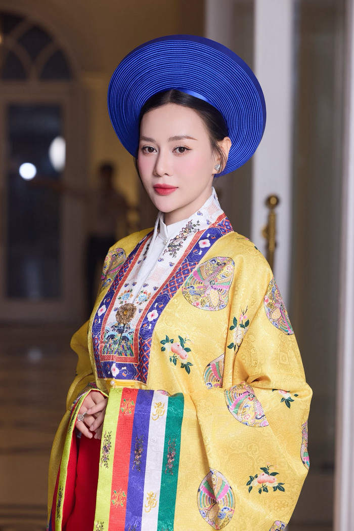 Dù là phu nhân hào môn, Phương Oanh vẫn nhiều lần ghi điểm khi tự tay chăm sóc hai con và nấu nhiều món ngon cho gia đình. (Ảnh: FBNV)