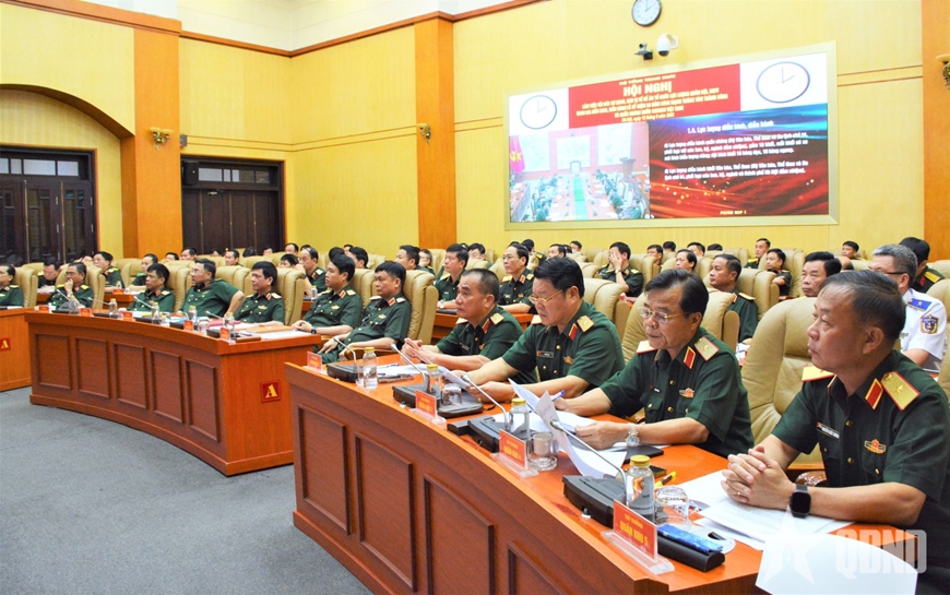 Tiếp tục chuẩn bị tốt cho diễu binh, diễu hành kỷ niệm 80 năm Cách mạng Tháng Tám và Quốc khánh 2-9