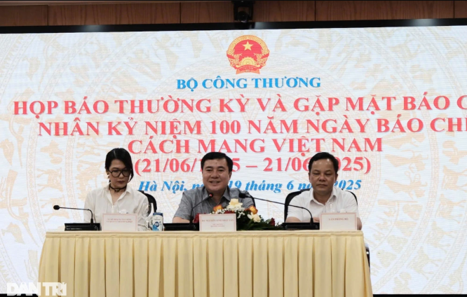 bo-cong-thuong-len-tieng-viec-xu-ly-don-to-cao-chu-thanh-huyen-ban-hang-khong-co-hoa-don-chung-tu-1 Bo-cong-thuong-len-tieng-viec-xu-ly-don-to-cao-chu-thanh-huyen-ban-hang-khong-co-hoa-don-chung-tu-1