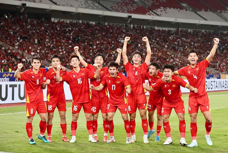 Công Phương giúp U23 Việt Nam có lợi thế sau hiệp 1 trận chung kết U23 Đông Nam Á