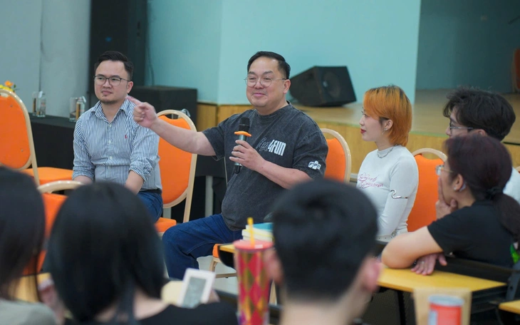 Ông Hoàng Nam Tiến, phó chủ tịch Hội đồng Trường đại học FPT, đột ngột qua đời - Ảnh 4.