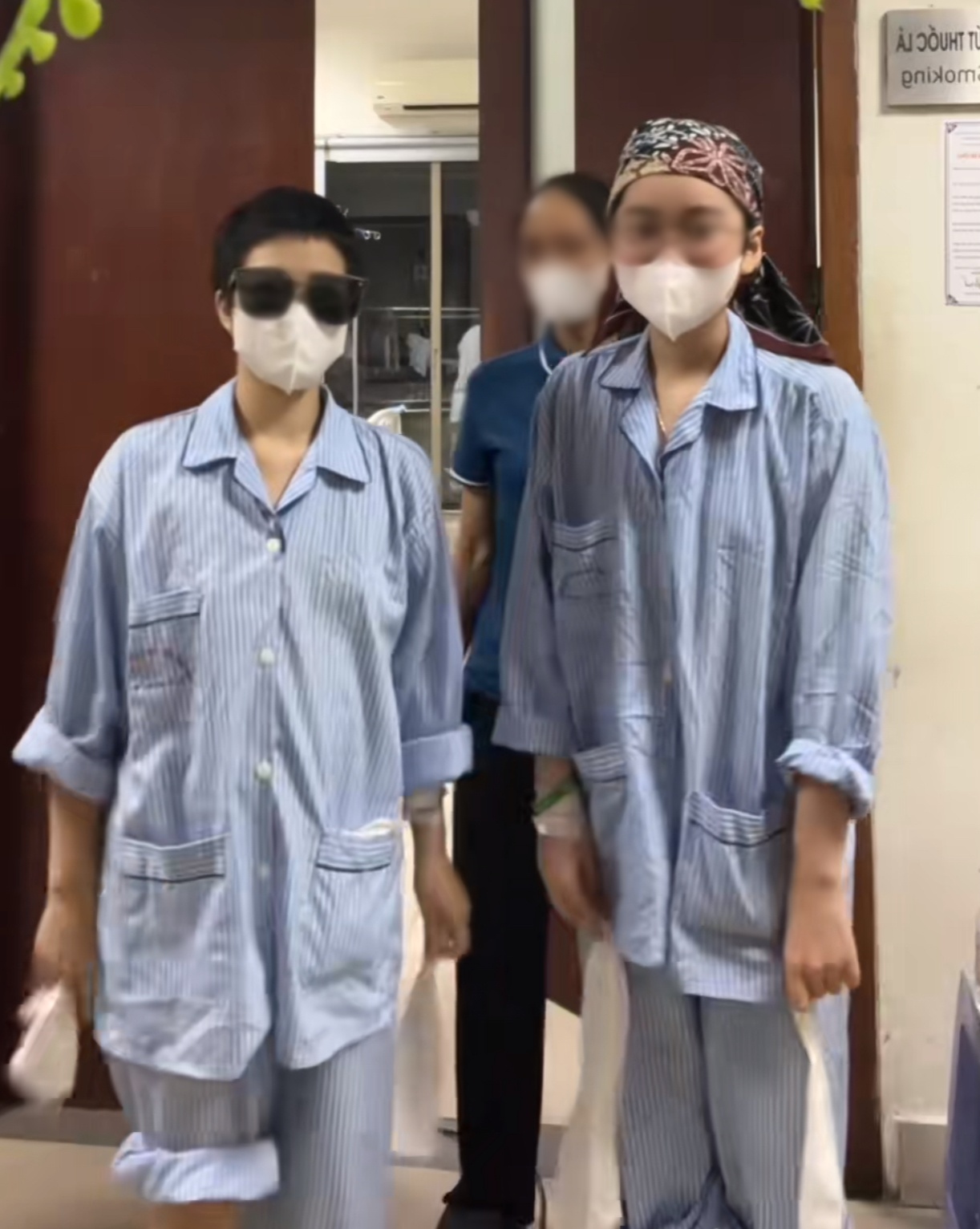 Vào viện cùng chữa ung thư máu, đôi bạn qua đời cách nhau 3 ngày: "Xin tiễn biệt 2 bông hoa kiên cường"- Ảnh 2. Vào viện cùng chữa ung thư máu, đôi bạn qua đời cách nhau 3 ngày: "Xin tiễn biệt 2 bông hoa kiên cường"- Ảnh 2.