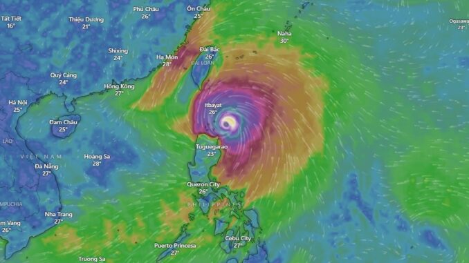 bb Biến thể của siêu bão số 9 RAGASA trên ứng dụng Windy vào lúc 7h40 ngày 22/9