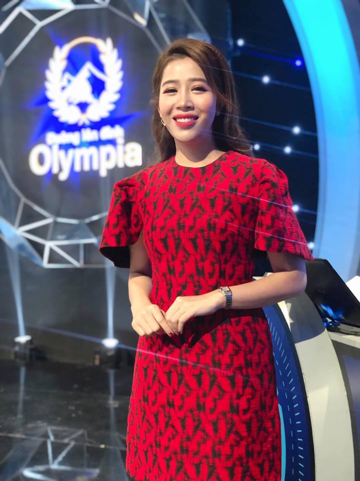 Nữ MC VTV nổi tiếng từ 20 tuổi từng không dám xem mình lên sóng vì xấu hổ, giờ là thần tượng của Khánh Vy- Ảnh 5. Nữ MC VTV nổi tiếng từ 20 tuổi từng không dám xem mình lên sóng vì xấu hổ, giờ là thần tượng của Khánh Vy- Ảnh 5.