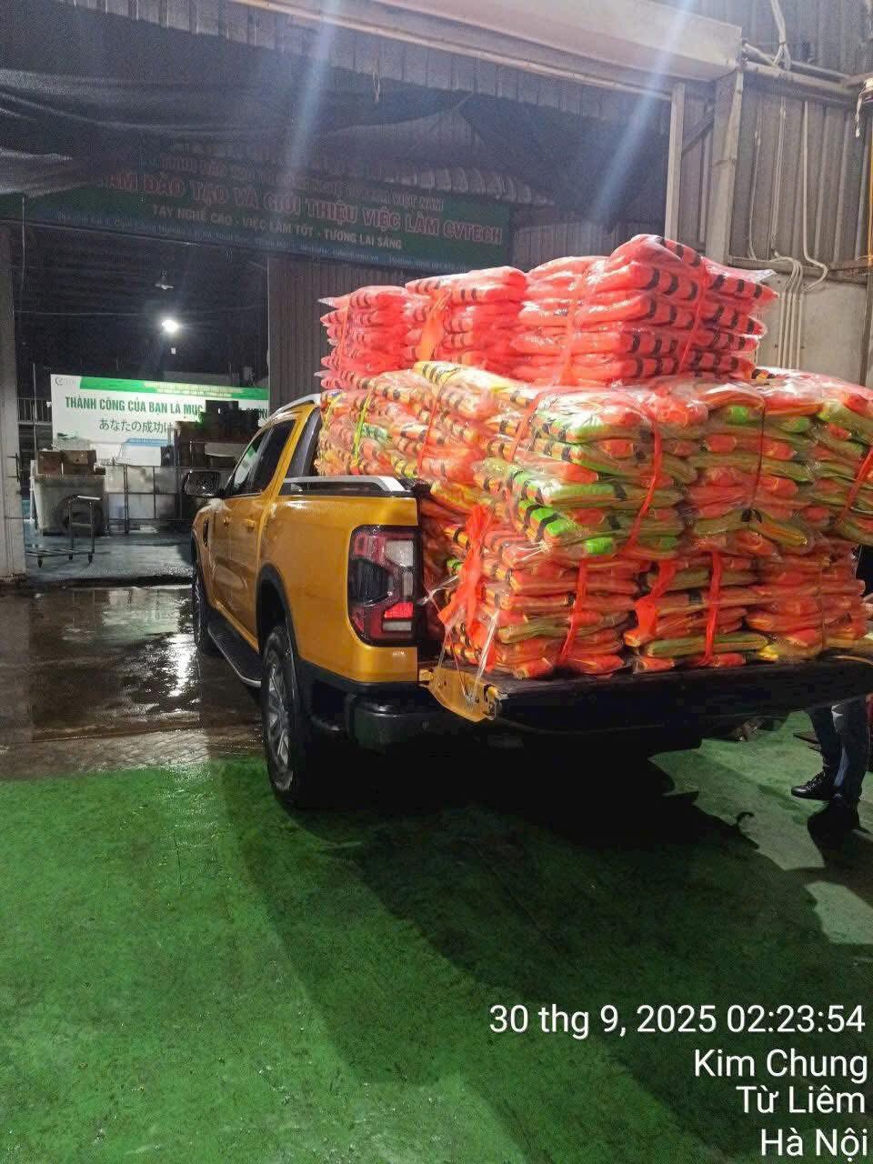 Cả nước bật “chế độ cứu trợ khẩn cấp” hướng về Thái Nguyên- Ảnh 10. Cả nước bật “chế độ cứu trợ khẩn cấp” hướng về Thái Nguyên- Ảnh 10.