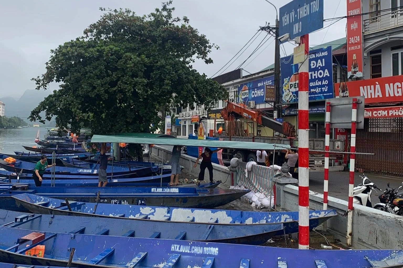 Cả nước bật “chế độ cứu trợ khẩn cấp” hướng về Thái Nguyên- Ảnh 9. Cả nước bật “chế độ cứu trợ khẩn cấp” hướng về Thái Nguyên- Ảnh 9.