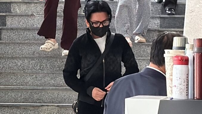 Vũ Hà làm gì mà kiếm được 4 tỷ ngay ngày đầu nghỉ làm?- Ảnh 1. Vũ Hà làm gì mà kiếm được 4 tỷ ngay ngày đầu nghỉ làm?- Ảnh 1.