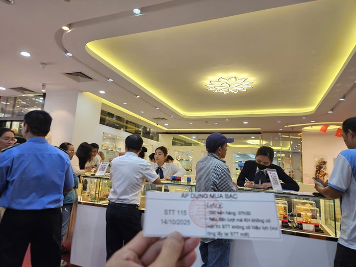Giá bạc hôm nay 17 - 10: Tăng vọt Cùng vàng , lập kỷ lục mới - Ảnh 2. Giá bạc hôm nay 17 - 10: Tăng vọt Cùng vàng , lập kỷ lục mới - Ảnh 2.