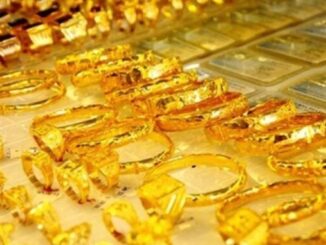 Giá vàng hôm nay (chiều 31-10): Neo ở ngưỡng cao