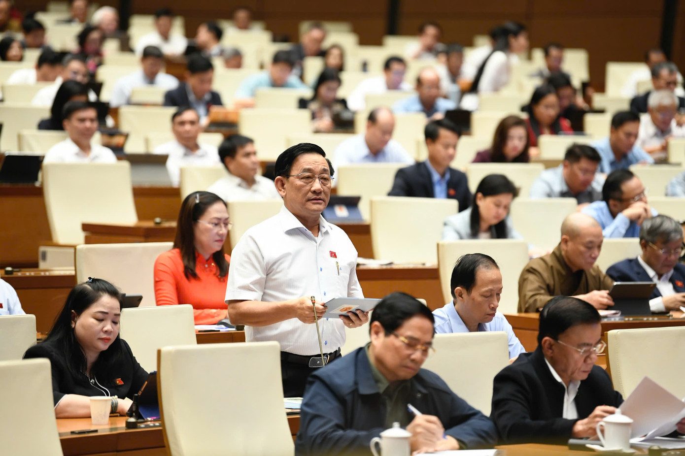 Đại biểu Trần Quốc Tuấn. Ảnh: Như Ý 2910tuan.jpg