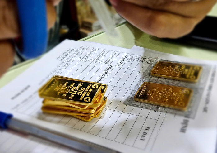 Giá vàng SJC giảm mạnh ngày 30 - 10: Biến động do ảnh hưởng từ giá thế giới - Ảnh 1. Giá vàng SJC giảm mạnh ngày 30 - 10: Biến động do ảnh hưởng từ giá thế giới - Ảnh 1.