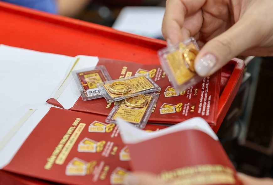 vang20nhan20trong20nuoc20vietnamnet20vn-2 Giá vàng hôm nay (25-10): Lao dốc đứng