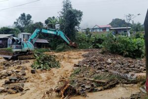 z7158792208980cf0095cb0913f1f694-300x200-1